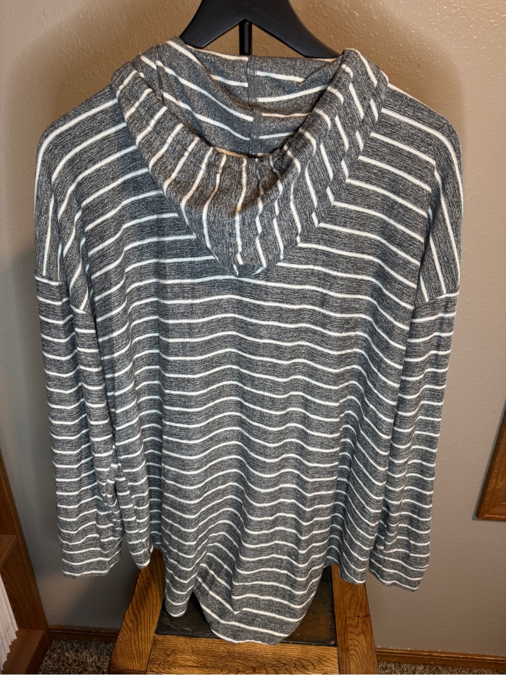 Maurices Women’s Gray and White Striped Zip-Up Hoodie - Picture 2 of 5